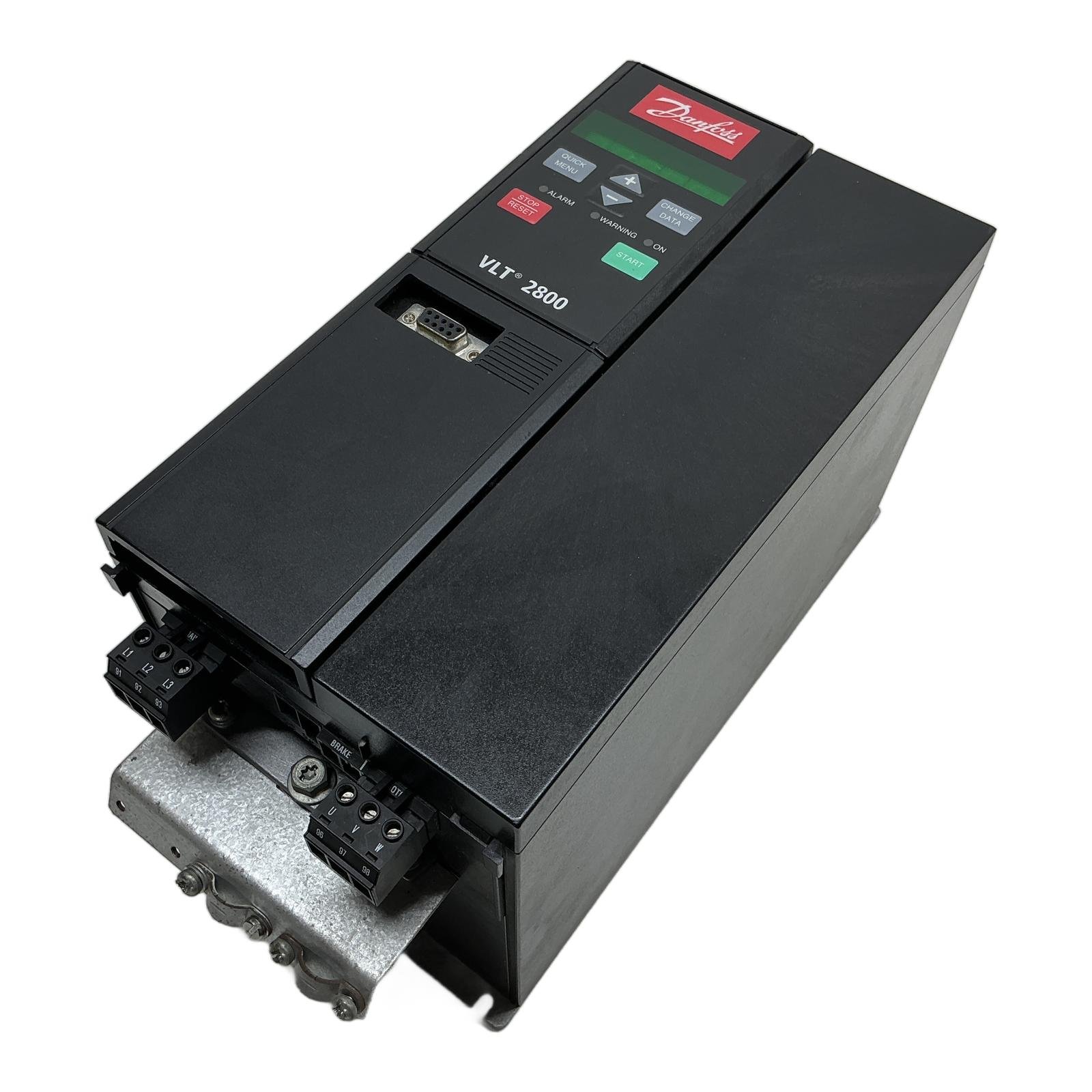 DANFOSS VLT2875PT4B20STR1DBF10A00C0 195N1103 DANFOSS VLT2875PT4B20STR1DBF10A00C0 195N1103 - Afbeelding 1