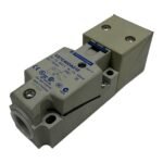 TELEMECANIQUE XS7C40DA210