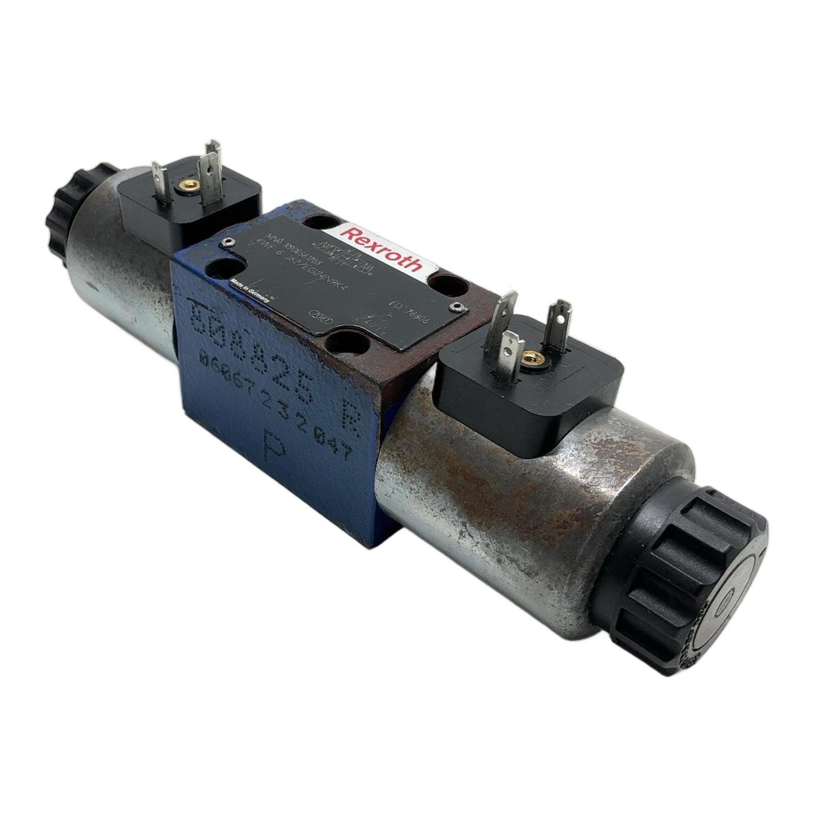 REXROTH 4WE 6 J62/EG24N9K4 R900561288 REXROTH 4WE 6 J62/EG24N9K4 R900561288 - Afbeelding 1