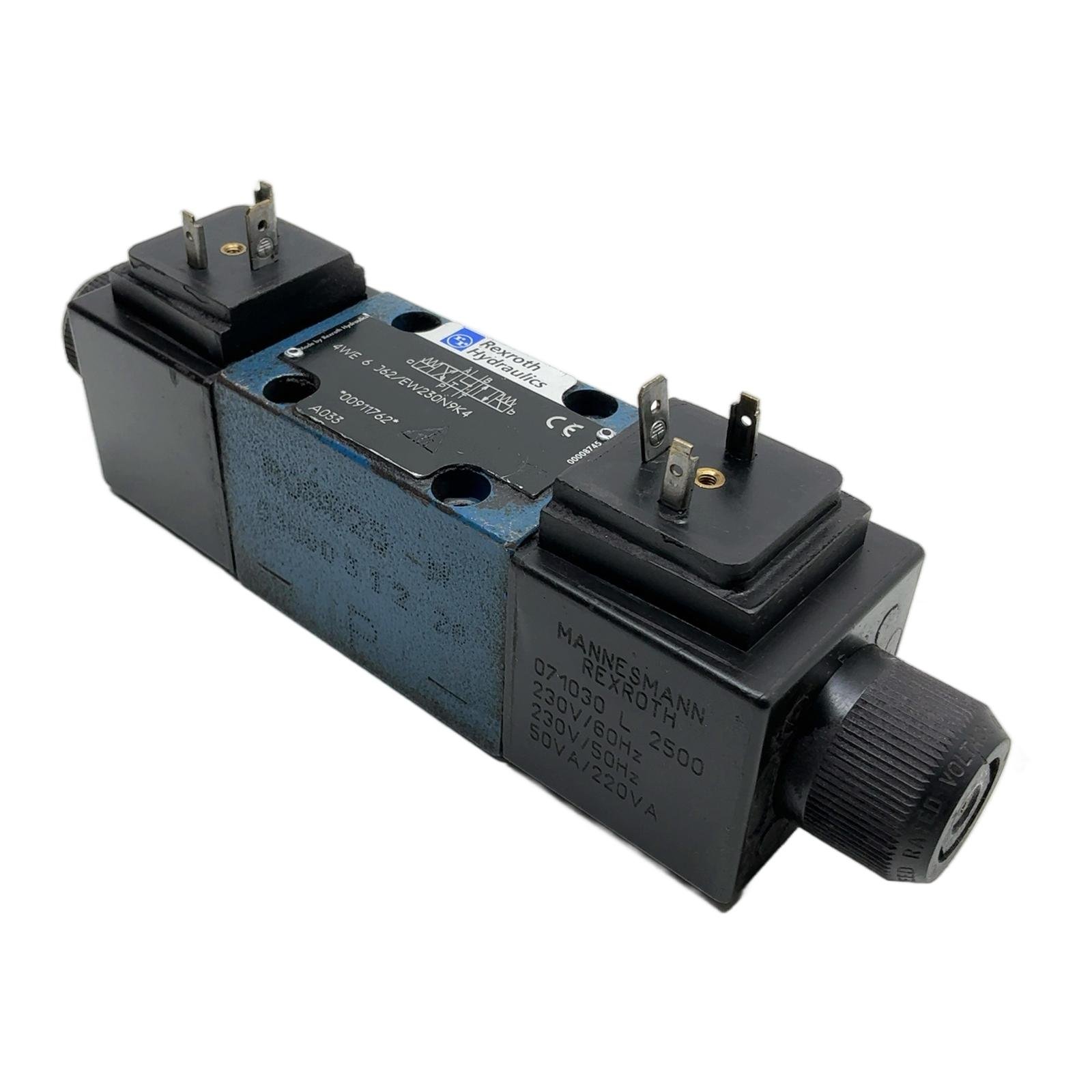 REXROTH 4WE 6 J62/EW230N9K4 R900911762 REXROTH 4WE 6 J62/EW230N9K4 R900911762 - Afbeelding 1