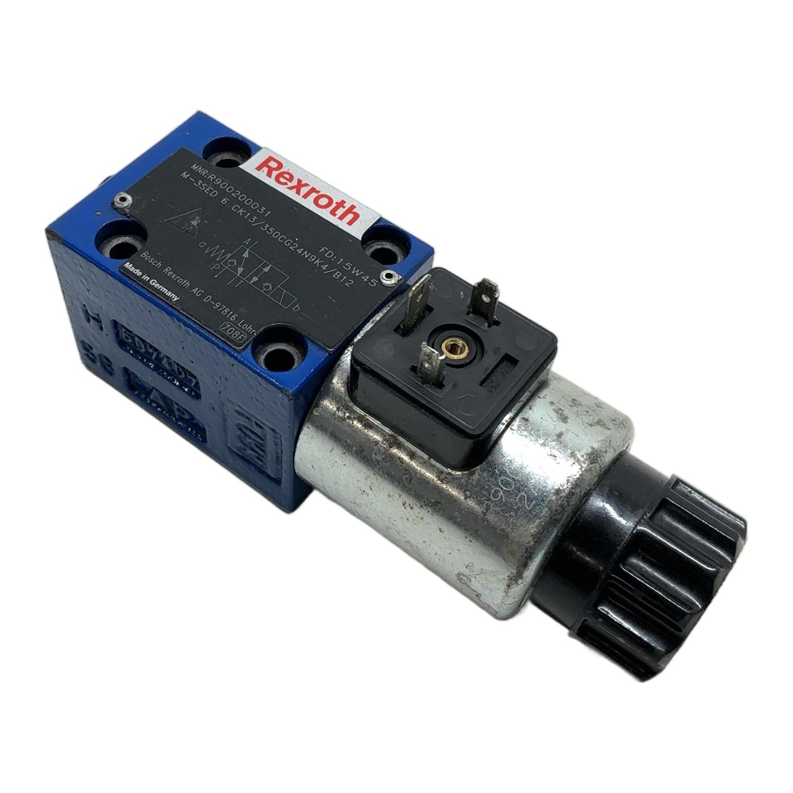 BOSCH REXROTH M-3SED 6 CK13/350CG24N9K4/B12 R900200031 BOSCH REXROTH M-3SED 6 CK13/350CG24N9K4/B12 R900200031 - Afbeelding 1